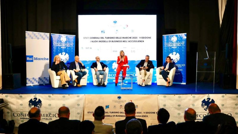 Panel-intro confcommercio